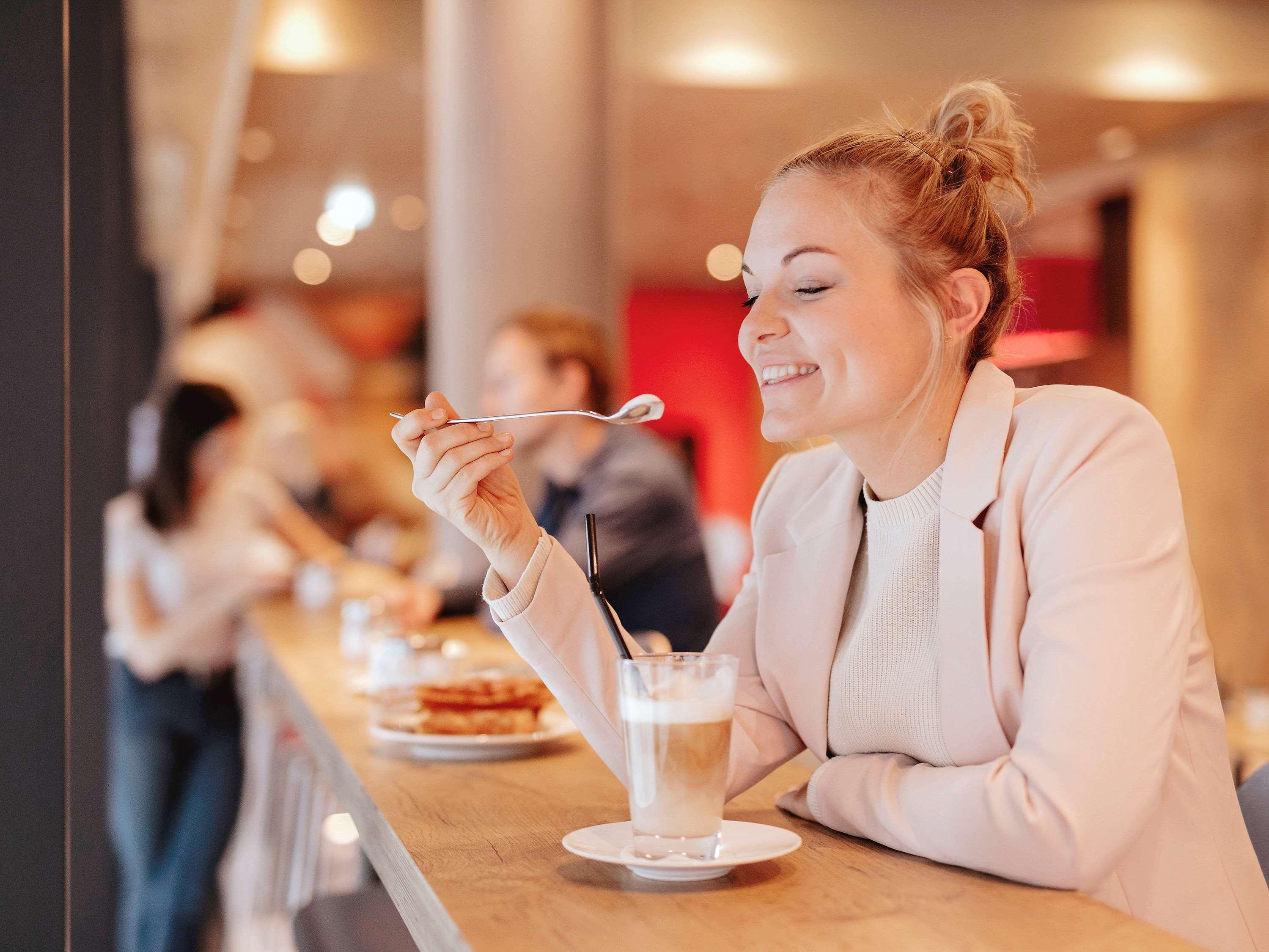 Hotel Ibis Muenchen City Ost Zewnętrze zdjęcie